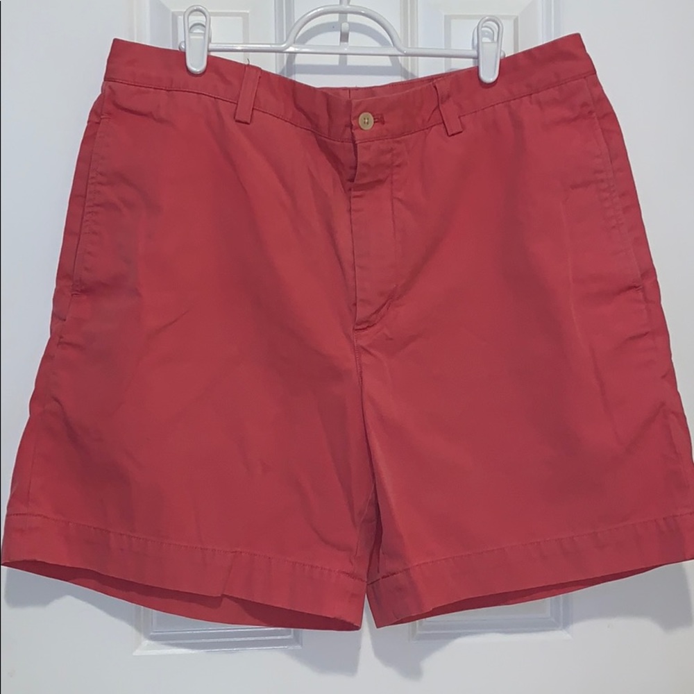 Men’s Vineyard Vines Nantucket red shorts